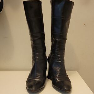 Sleek Black Heeled Boots